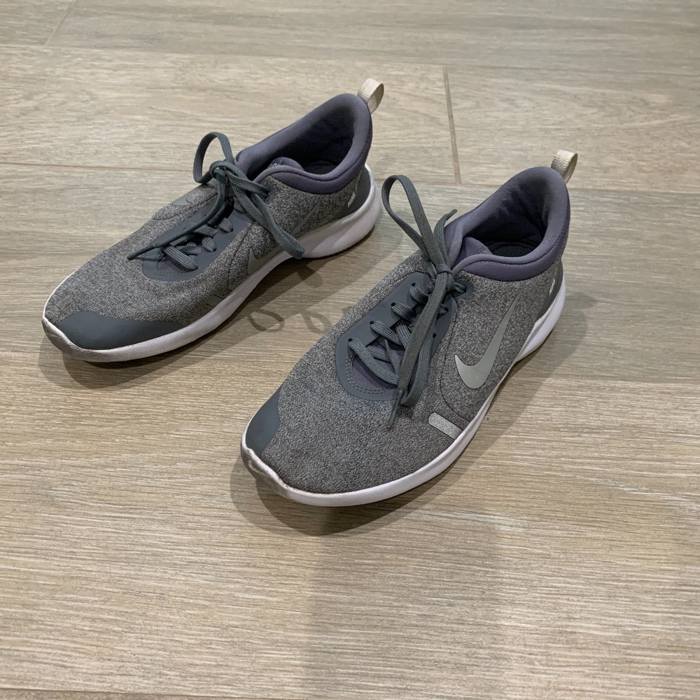 Nike Flex Experience Grey Size 7